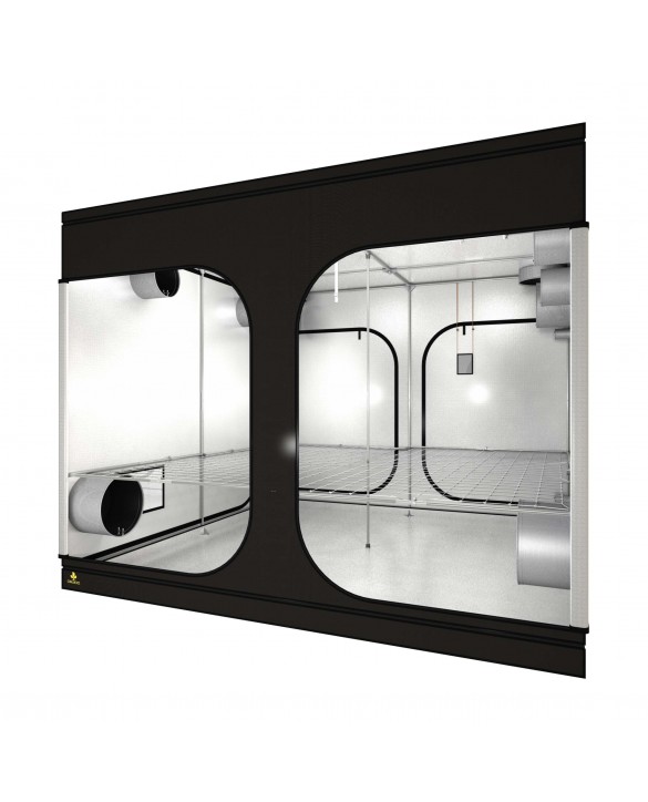 Dark Room 300 R3.00 | Secret Jardin Dark Room 300 R3.00 | Secret Jardin